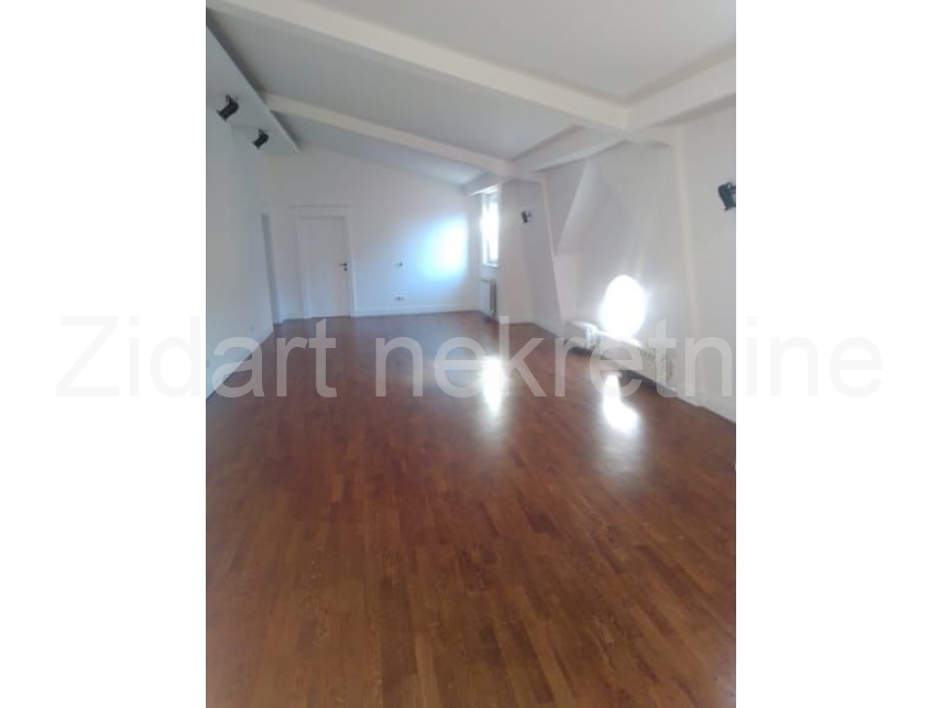 Квартира, 2432 м², 752 000$ — FAKTOR